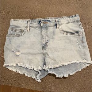 Light denim shorts